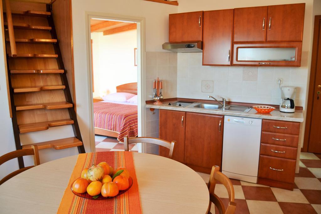 Apartments Green Village Premantura Cameră foto